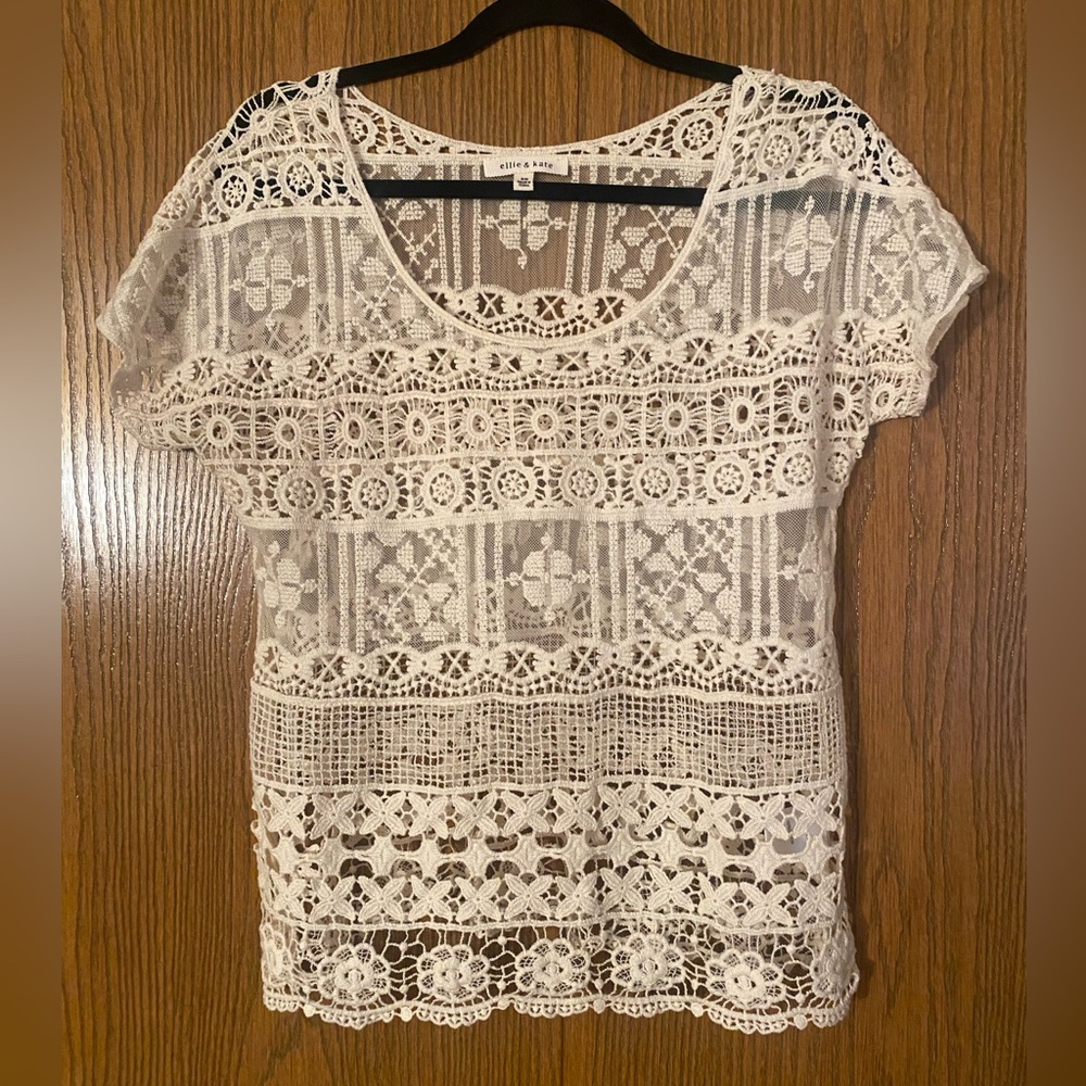 Ellie & Kate Lace Top, Cream Color, Size S/M